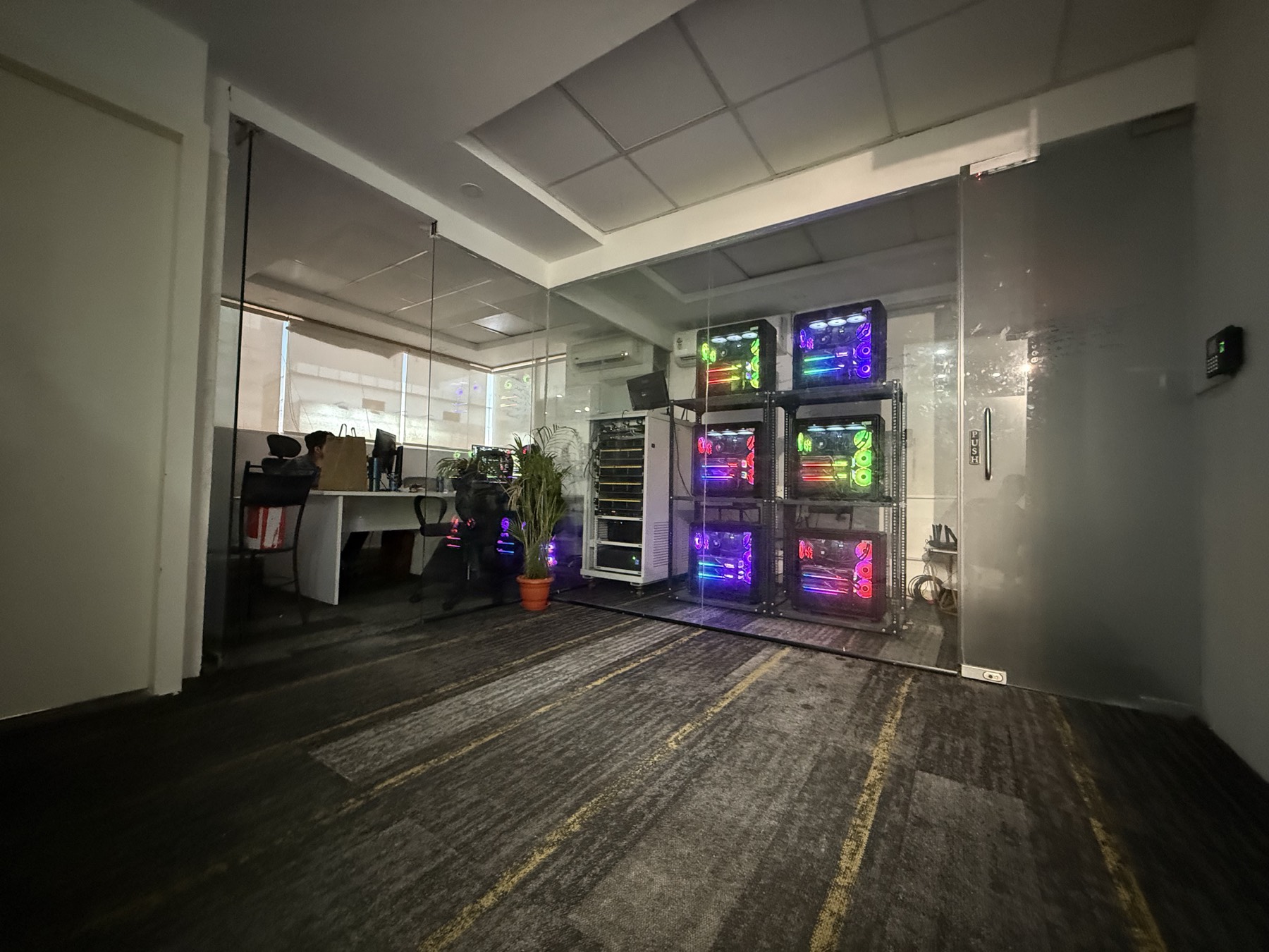 The Deepsoch AI compute platform.